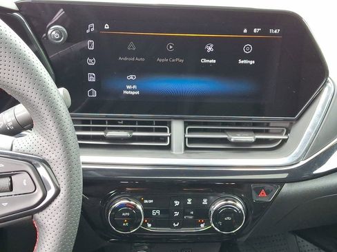 New 2026 Chevrolet Trax RS w/ Sunroof Package FWD image 16