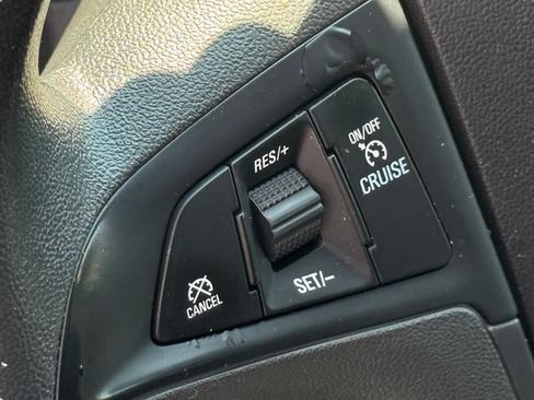 Used 2017 GMC Terrain SLE FWD image 12