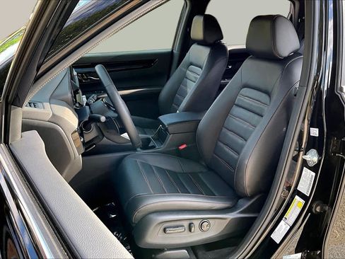 Used 2025 Honda CR-V Sport Touring image 8