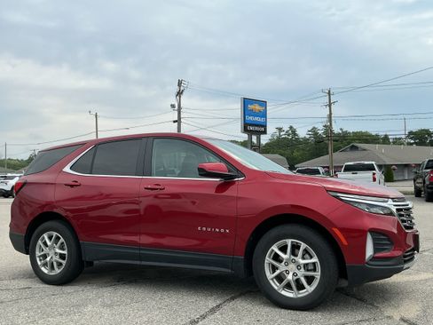 Certified 2024 Chevrolet Equinox LT AWD/4WD image 10