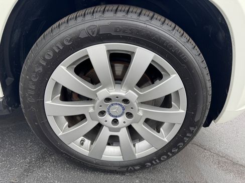 Used 2011 Mercedes-Benz GLK 350 4MATIC image 39