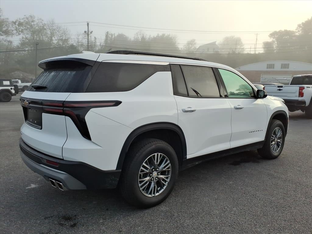 Certified 2026 Chevrolet Traverse LT AWD/4WD image 8