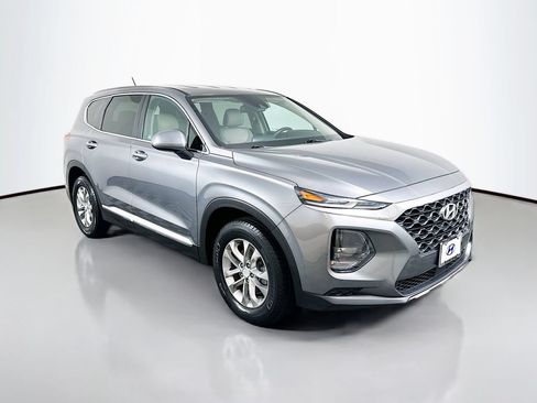 Used 2020 Hyundai Santa Fe SE FWD image 3