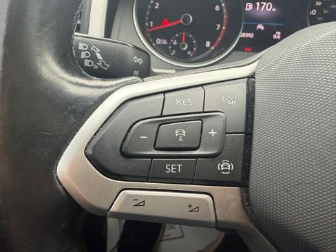 Used 2021 Volkswagen Atlas SE image 44