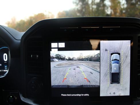 Used 2021 Ford F150 Lariat image 5