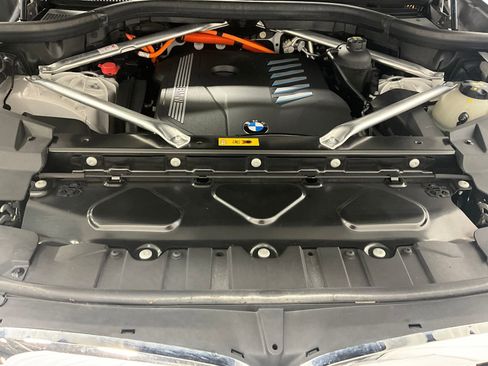 Used 2023 BMW X5 xDrive45e w/ Luxury Seating Package image 9