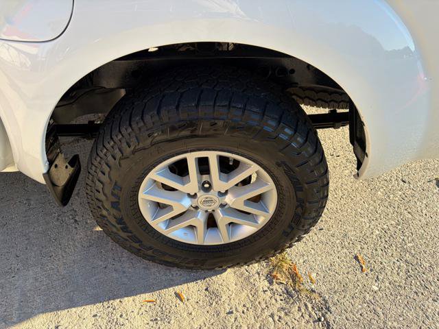 Used 2016 Nissan Frontier SV AWD/4WD image 20