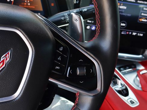 Used 2021 Chevrolet Corvette Stingray Preferred Cpe w/ Z51 Performance Package RWD image 28