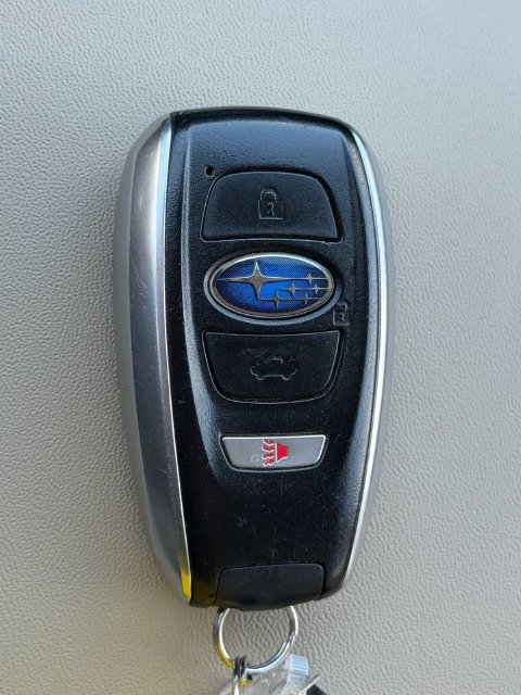 Used 2022 Subaru Outback Limited AWD/4WD image 25