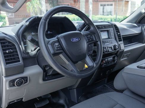 Used 2022 Ford F250 XL w/ Power Equipment Group RWD image 19