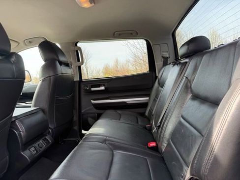 Used 2016 Toyota Tundra SR5 image 18