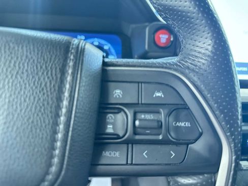 Used 2024 Toyota Tacoma TRD Off-Road image 21