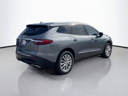 Used 2021 Buick Enclave Essence w/ Sound and Sites Package image 7