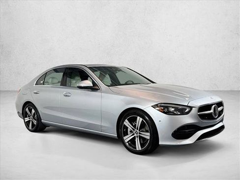 Used 2024 Mercedes-Benz C 300 Sedan image 3