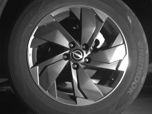Used 2025 Nissan Rogue SV AWD/4WD image 14