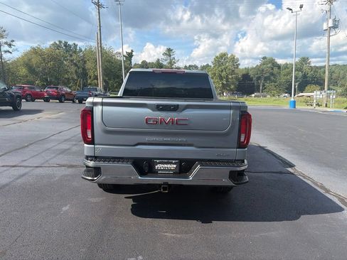 Used 2025 GMC Sierra 1500 SLT AWD/4WD image 9