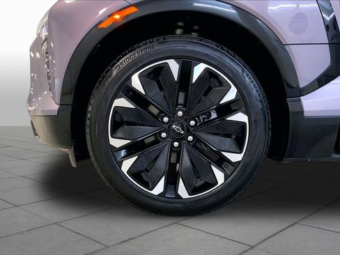 Used 2024 Chevrolet Blazer EV RS AWD/4WD image 10