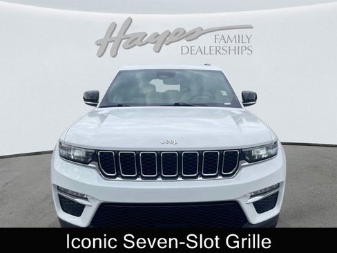 Used 2023 Jeep Grand Cherokee Limited AWD/4WD image 9