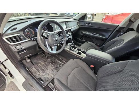 Used 2019 Kia Optima LX image 11