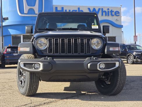 New 2026 Jeep Gladiator Sport AWD/4WD image 6