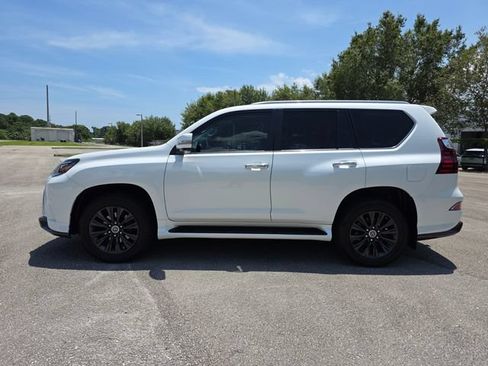 Used 2022 Lexus GX 460 Luxury w/ Sport Design Package AWD/4WD image 6