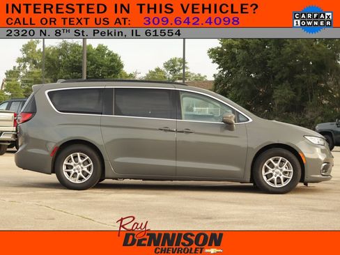Used 2022 Chrysler Pacifica Touring-L FWD image 8
