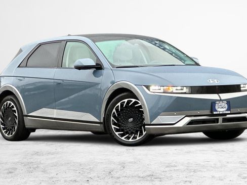 Used 2023 Hyundai Ioniq 5 Limited image 2