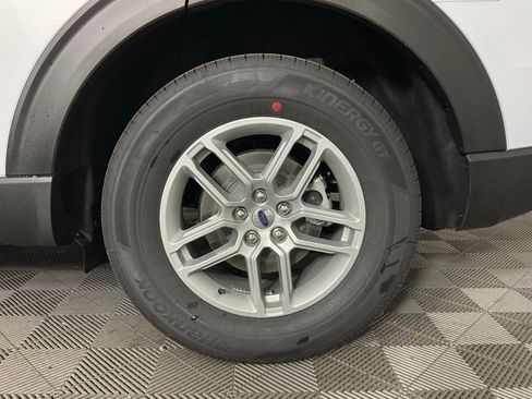 New 2026 Ford Explorer Active image 10