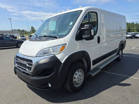 Used 2023 RAM ProMaster 2500 image 12