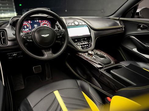 Used 2023 Aston Martin DBX 707 image 2