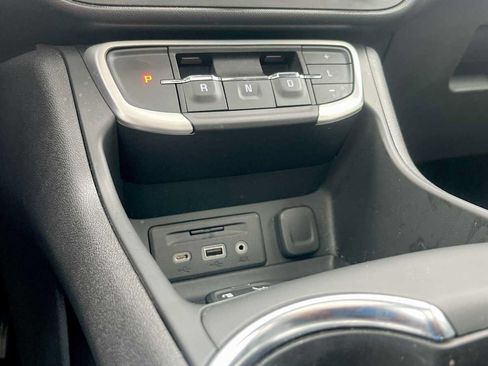 Used 2022 GMC Terrain SLT w/ Infotainment Package II AWD/4WD image 50