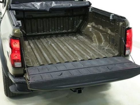 Used 2025 Chevrolet Colorado Trail Boss AWD/4WD image 8