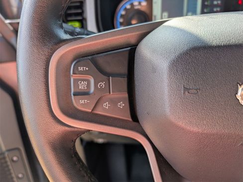 Used 2024 Ford Bronco Black Diamond image 27