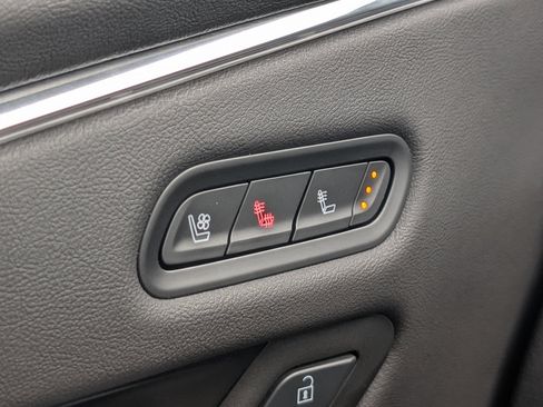 Used 2024 Cadillac Escalade ESV Sport w/ LPO, ONYX Package image 35