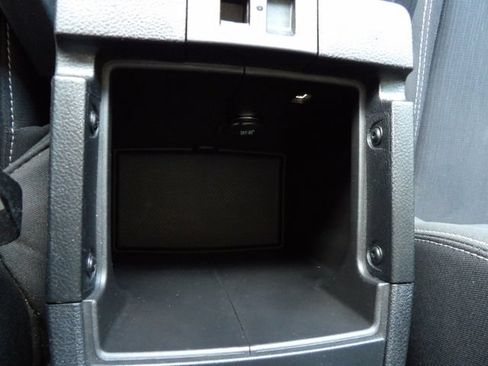 Used 2015 Jeep Wrangler Unlimited Sahara w/ Connectivity Group AWD/4WD image 29