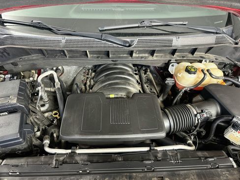 Used 2021 Chevrolet Silverado 1500 High Country w/ Technology Package RWD image 32