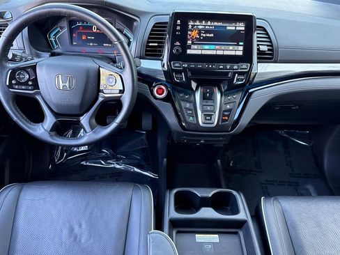 Certified 2024 Honda Odyssey Elite image 26