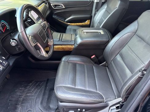 Used 2017 GMC Yukon Denali w/ Open Road Package AWD/4WD image 11
