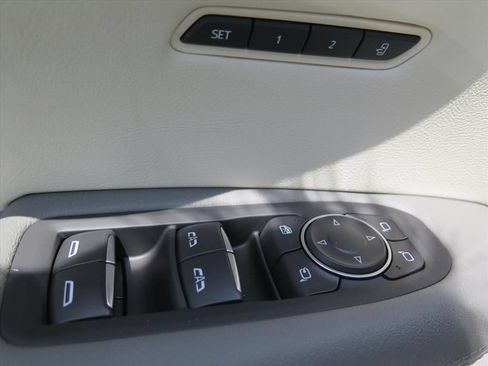 New 2026 Cadillac XT5 Premium Luxury w/ Driver Assist Package FWD image 12