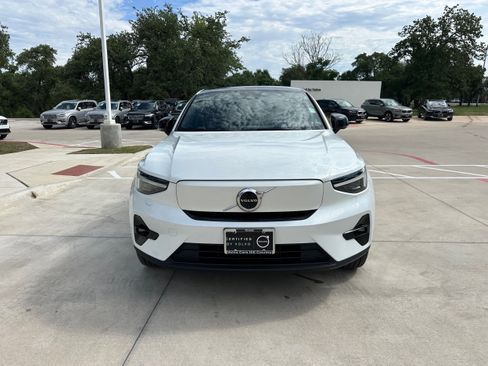 Certified 2023 Volvo C40 P8 Recharge Ultimate image 8