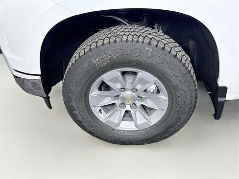 New 2026 Chevrolet Silverado 1500 W/T w/ WT Value Package image 22