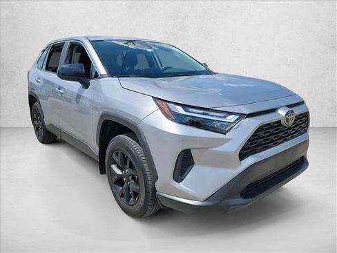 Used 2024 Toyota RAV4 LE image 3