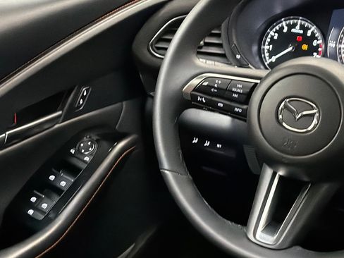 Used 2025 MAZDA CX-30 Carbon image 20