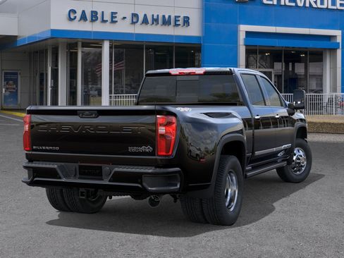 New 2026 Chevrolet Silverado 3500 High Country w/ High Country Premium Package AWD/4WD image 4