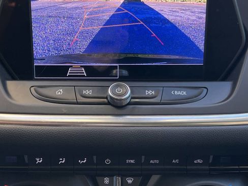 Used 2021 Chevrolet Blazer LT image 29