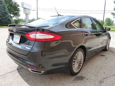 Used 2016 Ford Fusion Titanium FWD image 12