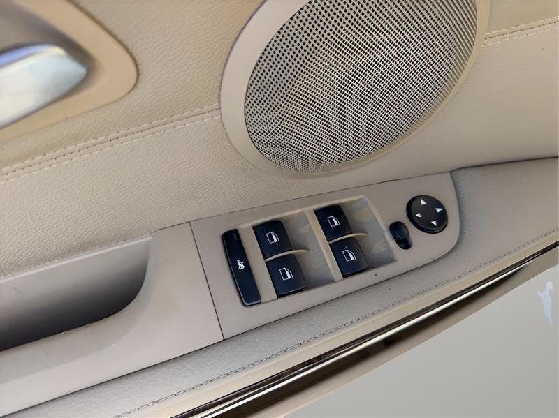 Used 2009 BMW 328i Sedan RWD image 17