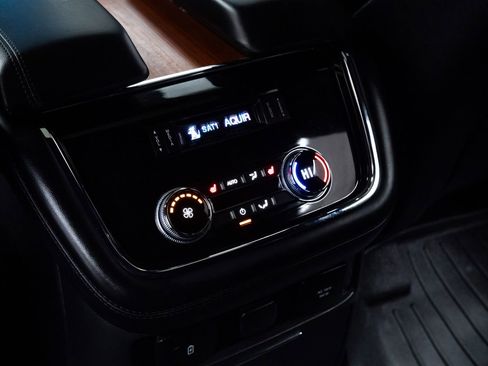 Used 2020 Lincoln Navigator L Reserve w/ Equipment Group 208A Reserve image 21