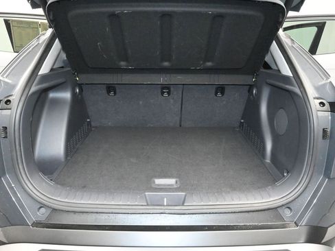 Used 2024 Hyundai Kona Limited image 11