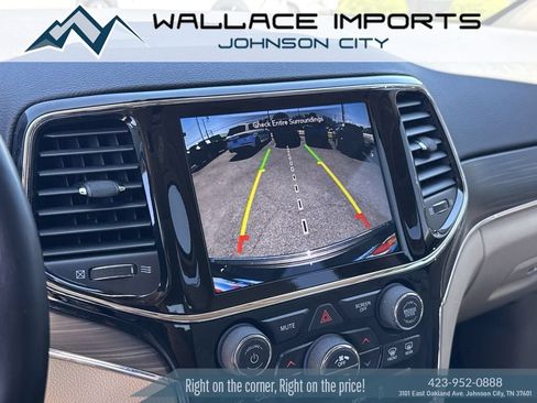 Used 2021 Jeep Grand Cherokee Limited AWD/4WD image 26